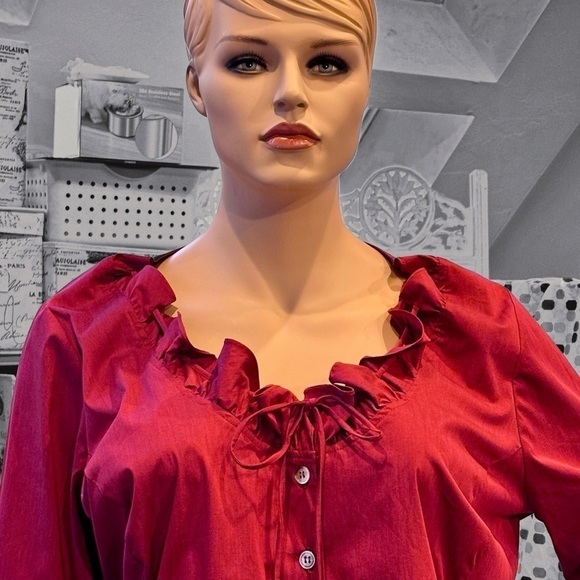 Igigi Aurelia Blouse Plus Size 22 Red Ruffled Neck Turn-Up Cuffs Button Up NWT - Picture 10 of 14